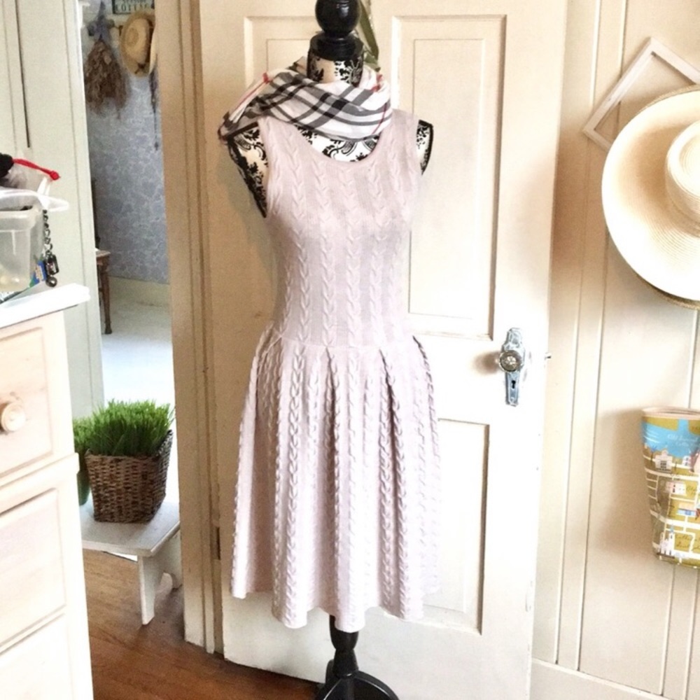Anthropologie Far Away from Close sweater dress M